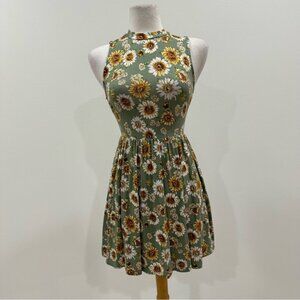 Forever 21 Sunflower Dress Size Medium